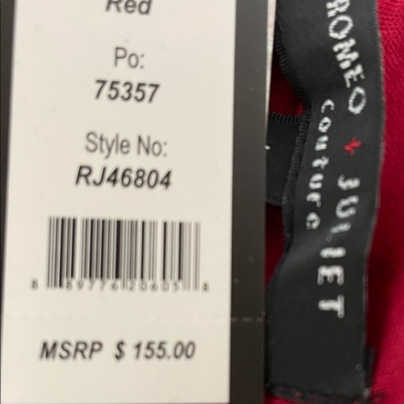 NWT $155 ROMEO & JULIET COUTURE Bohemian Black and Red LACE PEASANT TOP S - Picture 7 of 11